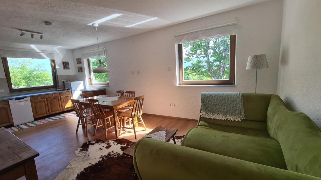 Forestside House Gacka With Relax Area Sinac المظهر الخارجي الصورة