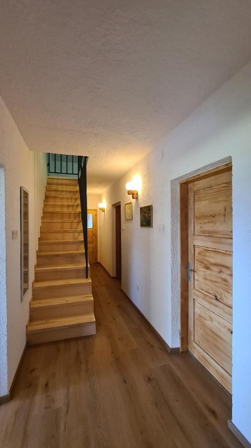Forestside House Gacka With Relax Area Sinac المظهر الخارجي الصورة